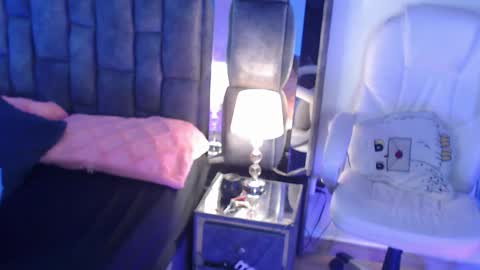 Christal online show from 19, 10, 2025