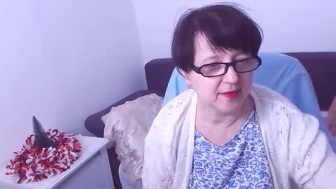 Christa online show from 2, 1, 2025