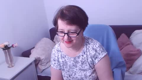 Christa online show from 2, 2, 2025