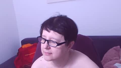 Christa online show from 15, 4, 2026