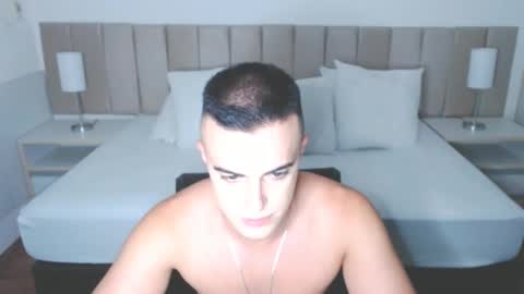 christiandiorx online show from 31, 12, 2024