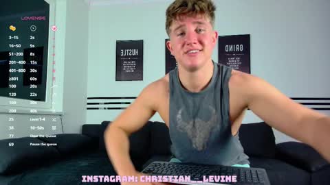 Snapshot of christianlevine_ chatting on 4, 3, 2025 UPVOTE ME ------ ILL DO SOMETHING FOR FREE online show from 4, 3, 2025