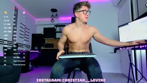 Snapshot of christianlevine_ chatting on 5, 3, 2025 UPVOTE ME ------ ILL DO SOMETHING FOR FREE online show from 5, 3, 2025