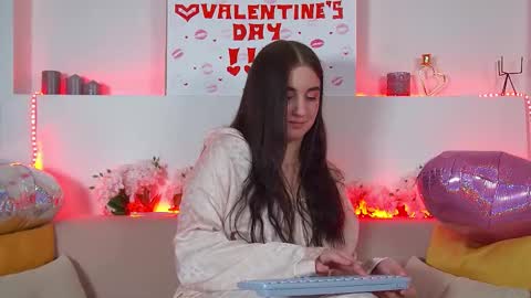 Christina online show from 15, 2, 2025