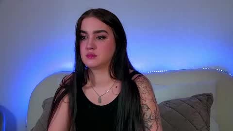 Christina online show from 28, 2, 2025