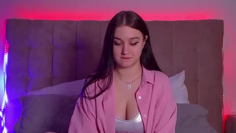 Christina online show from 1, 3, 2025