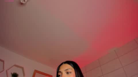 Christine  online show from 11, 9, 2025