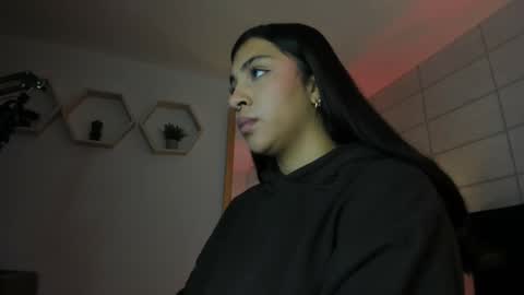 Christine  online show from 6, 11, 2025