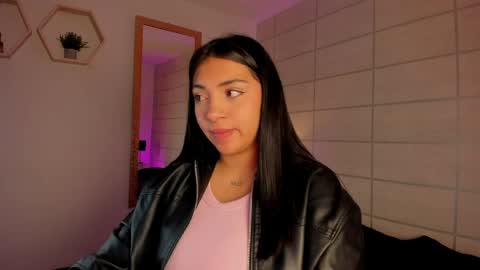 Christine  online show from 26, 3, 2026