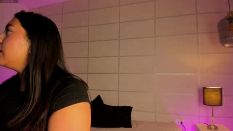 Christine  online show from 8, 4, 2026