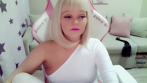 Christi online show from 23, 1, 2025