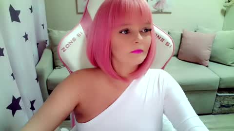 Christi online show from 5, 3, 2025