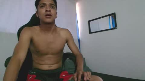 Snapshot of christopher_6969 chatting on 19, 12, 2025 Christopher online show from 19, 12, 2025