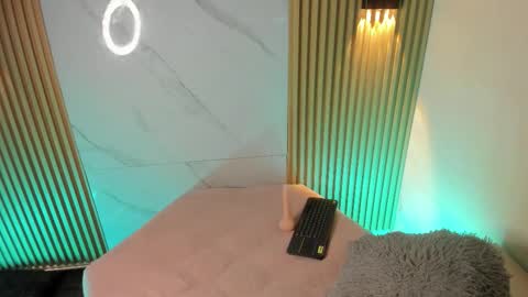 Snapshot of christopher_hunter chatting on 2, 3, 2026 Chrisopher Hunter online show from 2, 3, 2026