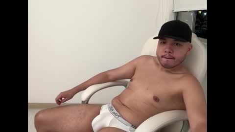 Snapshot of christopherdav chatting on 4, 12, 2024 Chris online show from 4, 12, 2024