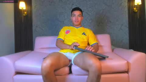 Snapshot of christopherivera chatting on 3, 7, 2026 christopherivera online show from 3, 7, 2026