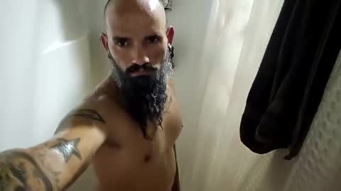 christophermcdonald49 online show from 10, 4, 2026