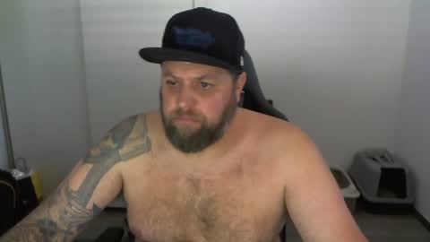 Snapshot of chrizz80 chatting on 11, 3, 2025 Chrizz online show from 11, 3, 2025