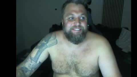 Snapshot of chrizz80 chatting on 12, 10, 2025 Chrizz online show from 12, 10, 2025