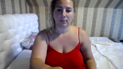 Snapshot of chrystalbella chatting on 1, 8, 2026 Diana online show from 1, 8, 2026