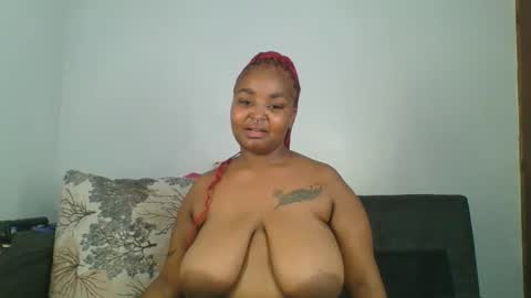 Snapshot of chubby_princess2 chatting on 4, 10, 2025 chubby_princess2 online show from 4, 10, 2025
