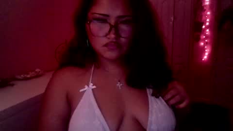 chubbybunnyxoxo222 online show from 23, 7, 2026