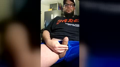 Snapshot of chubbyhubbyy420 chatting on 5, 7, 2026 ChubbyHubby420 online show from 5, 7, 2026