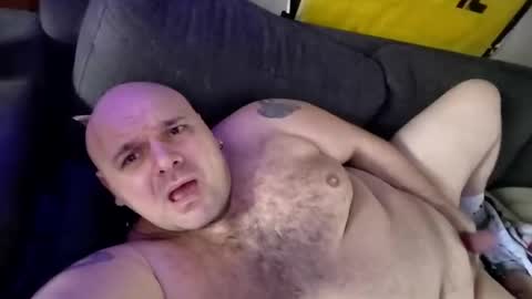 chubbyman40 online show from 15, 1, 2026