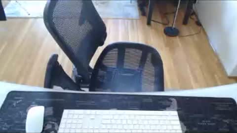 AstorYvr online show from 9, 4, 2026