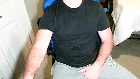 Snapshot of chuck0781 chatting on 18, 10, 2025 chuck online show from 18, 10, 2025