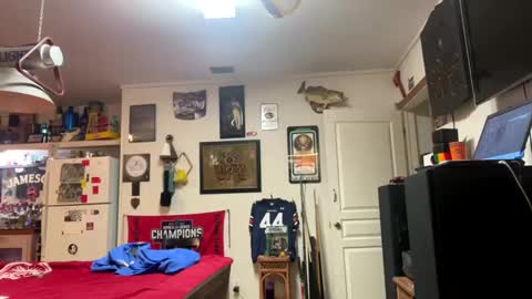 chuck354139 online show from 8, 12, 2024