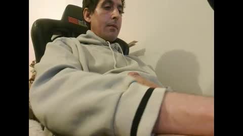 chuckyaegar1982 online show from 8, 12, 2024