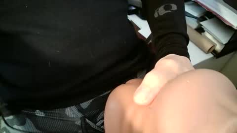 Im so cute online show from 18, 4, 2026