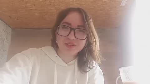 Olivia online show from 11, 6, 2026