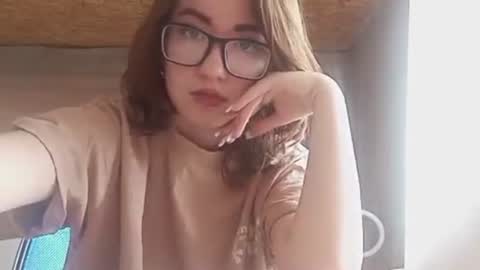 Olivia online show from 14, 6, 2026