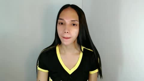 Snapshot of cici_02 chatting on 20, 5, 2026 call me Cici online show from 20, 5, 2026