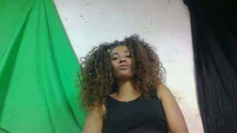 Snapshot of ciciazzhh chatting on 12, 4, 2026 ciciazzhh online show from 12, 4, 2026