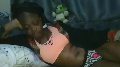 Snapshot of cilia_petite chatting on 2, 6, 2026 cilia petite online show from 2, 6, 2026