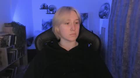 Cin Bellamy online show from 1, 12, 2025