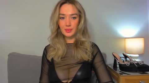 Snapshot of cindyprettywomen chatting on 7, 12, 2024 cindyprettywomen online show from 7, 12, 2024