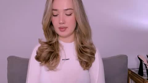 cindyprettywomen online show from 4, 12, 2025