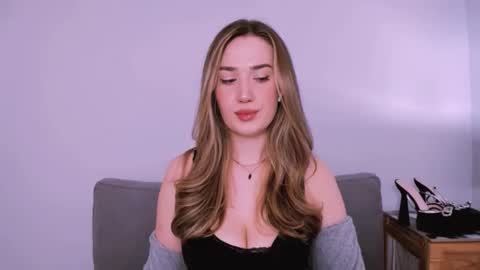 Snapshot of cindyprettywomen chatting on 18, 5, 2026 cindyprettywomen online show from 18, 5, 2026