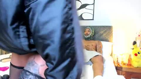 Snapshot of cinnamon_lips07 chatting on 11, 10, 2025 Indie online show from 11, 10, 2025