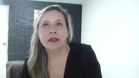 Snapshot of cinthia1609 chatting on 3, 3, 2025 cinthia1609 online show from 3, 3, 2025