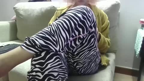 Snapshot of cinthia2525 chatting on 1, 12, 2024 cinthia2525 online show from 1, 12, 2024