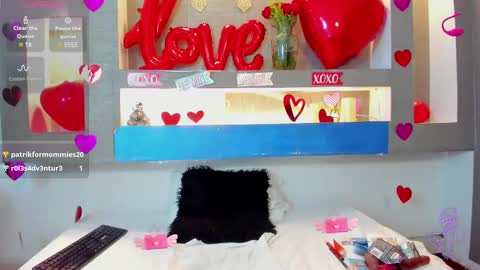 Cinthya  online show from 17, 2, 2025