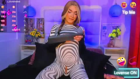 cinthya_walker1 online show from 14, 4, 2026