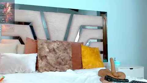 Cintia Hills online show from 22, 1, 2025