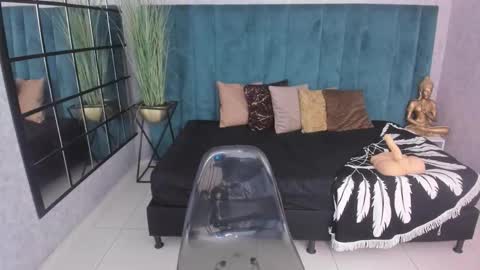  CINTIA  online show from 12, 2, 2026