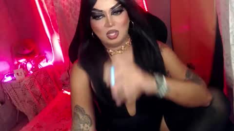 Snapshot of cj_parker69 chatting on 23, 5, 2026 QUEEN CESS online show from 23, 5, 2026